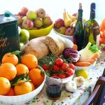 Dieta ricca di alimenti diversi diminuisce rischio demenza negli over 80